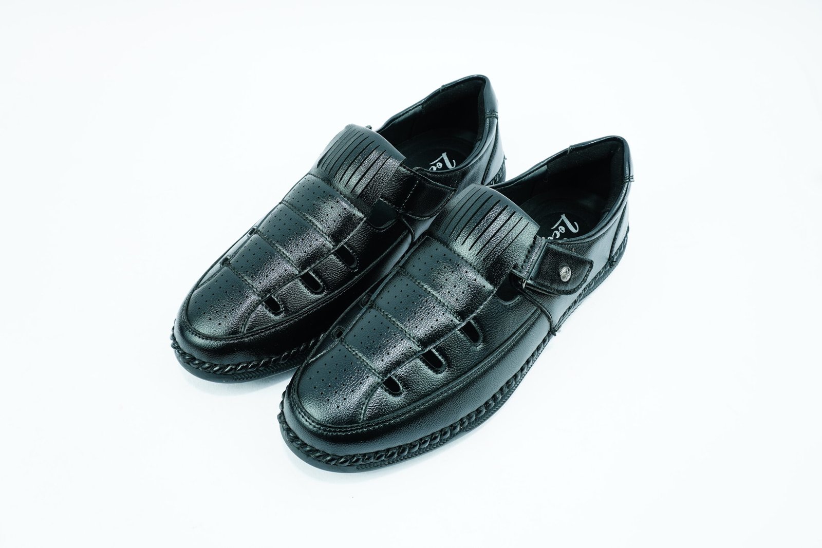 3033 black.jpg 3033 black.jpg