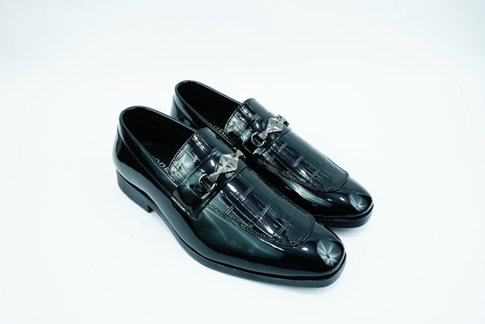 7615 black.jpg 7615 black.jpg
